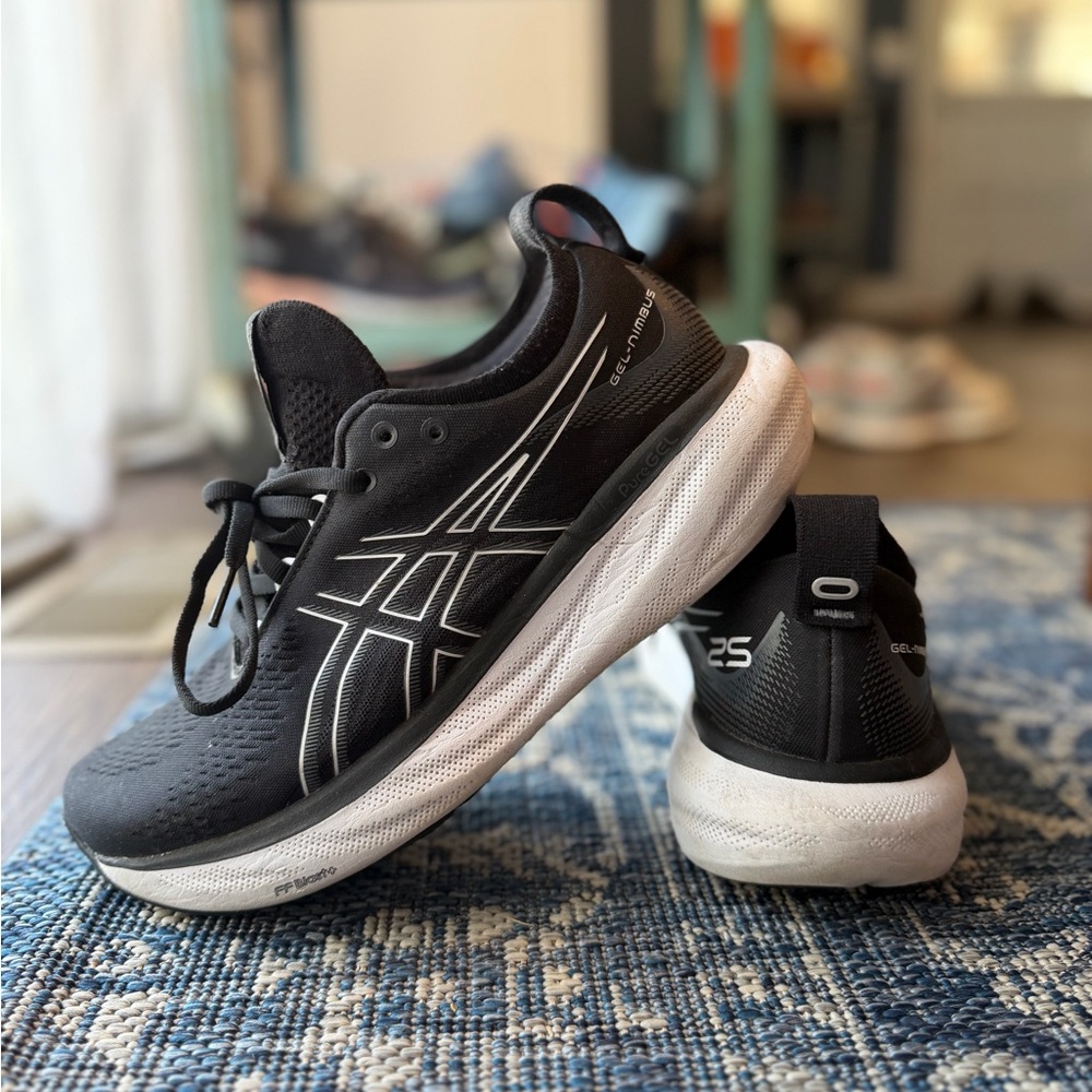 Women’s | Asics | Gel-Nimbus 25 | neutral running shoe  | 8.5